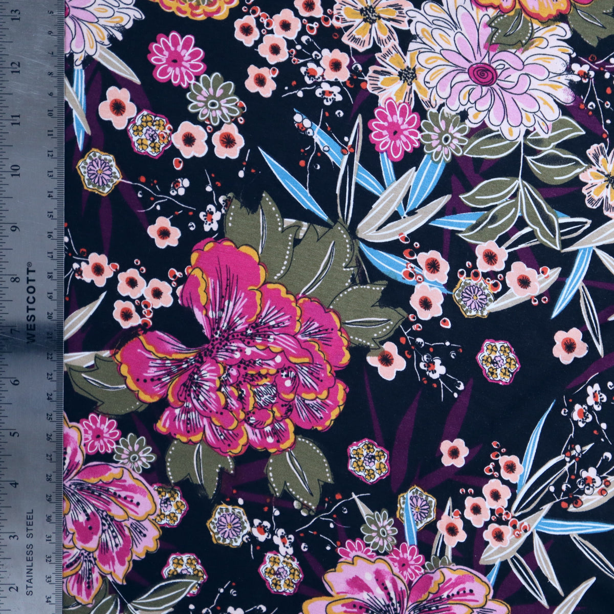 (17 - Black/Fuchsia)