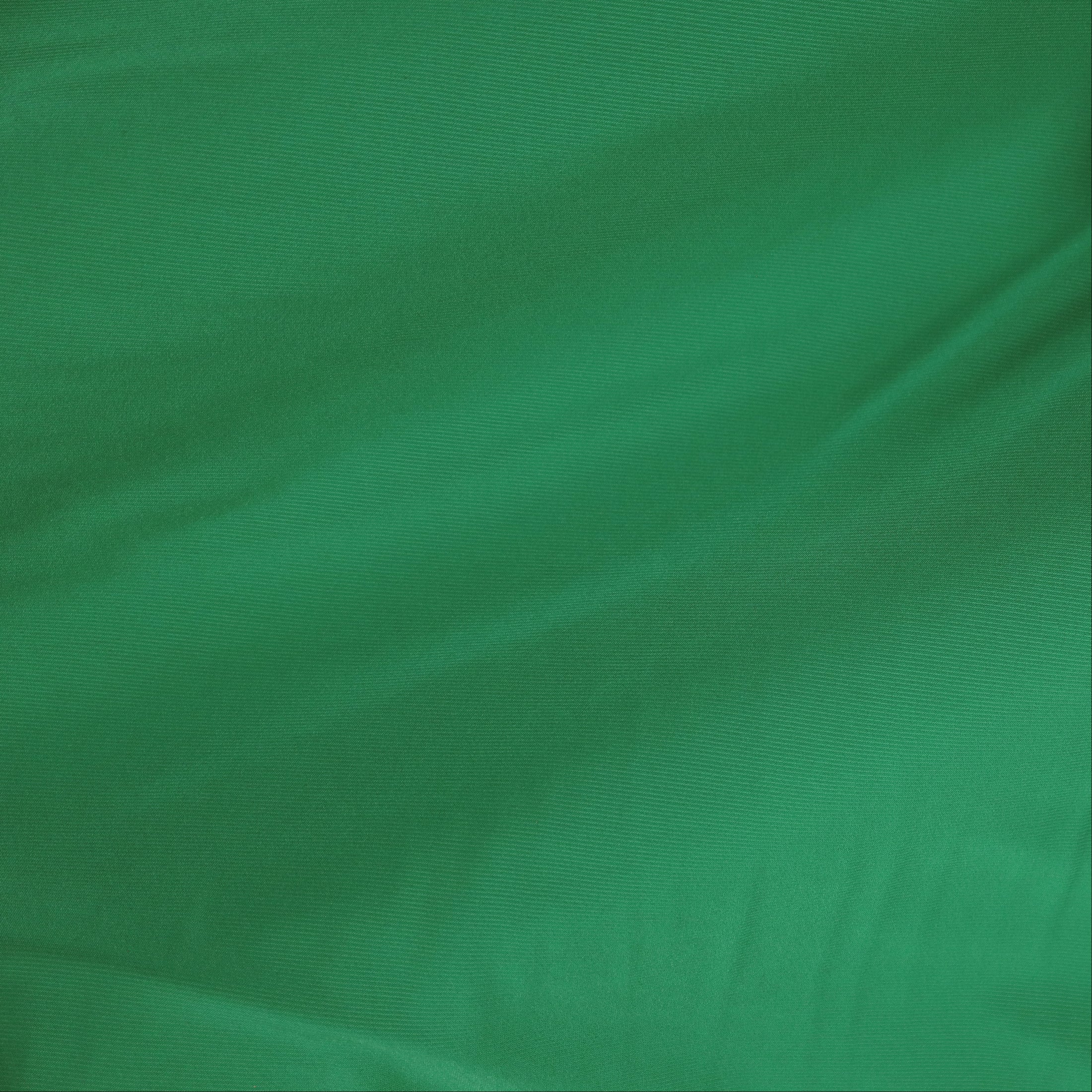 (Emerald Green)