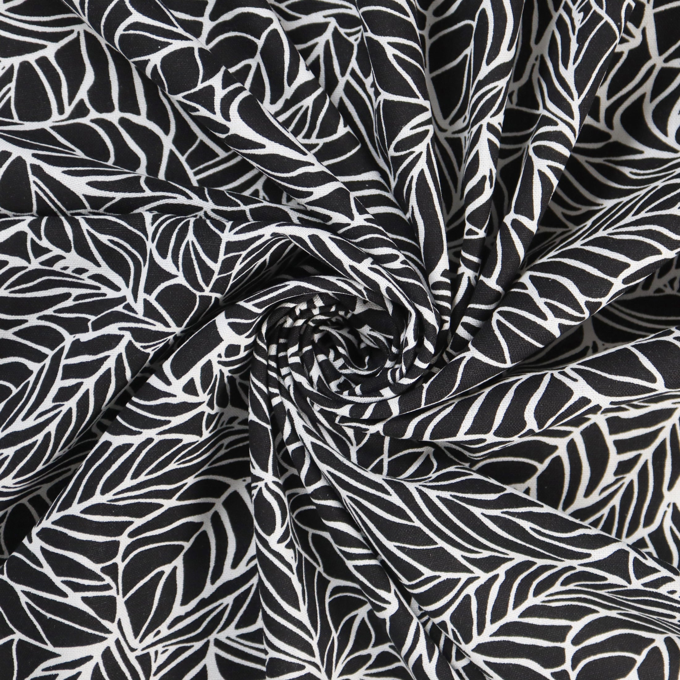  (02 - Black/Off White)