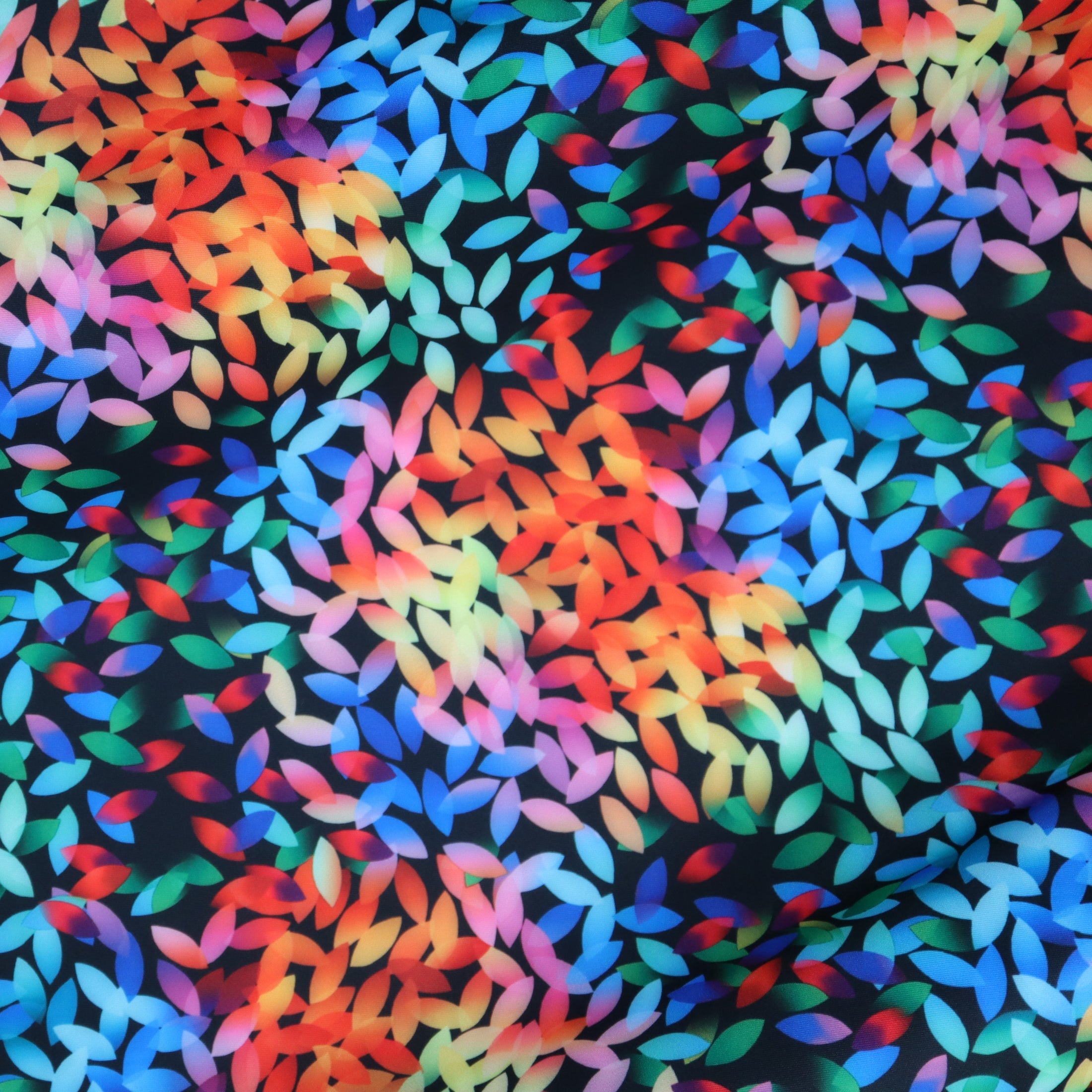  (02 - Black/Multi)