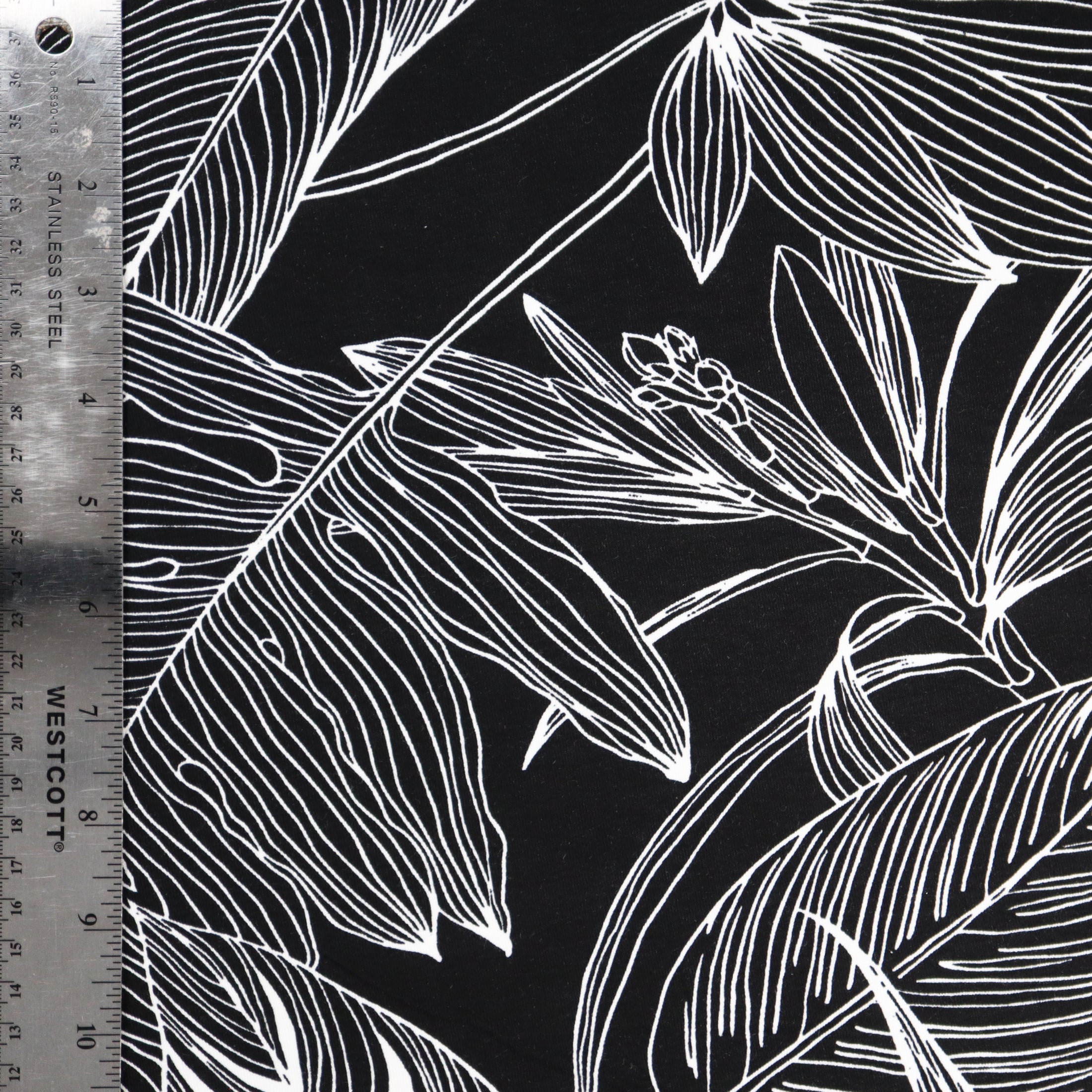  (01 - Black/White)