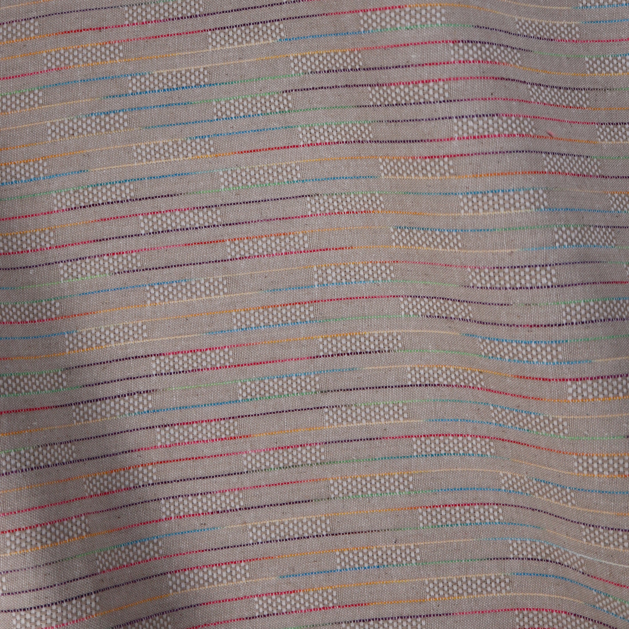  (052 - Beige/Multi)