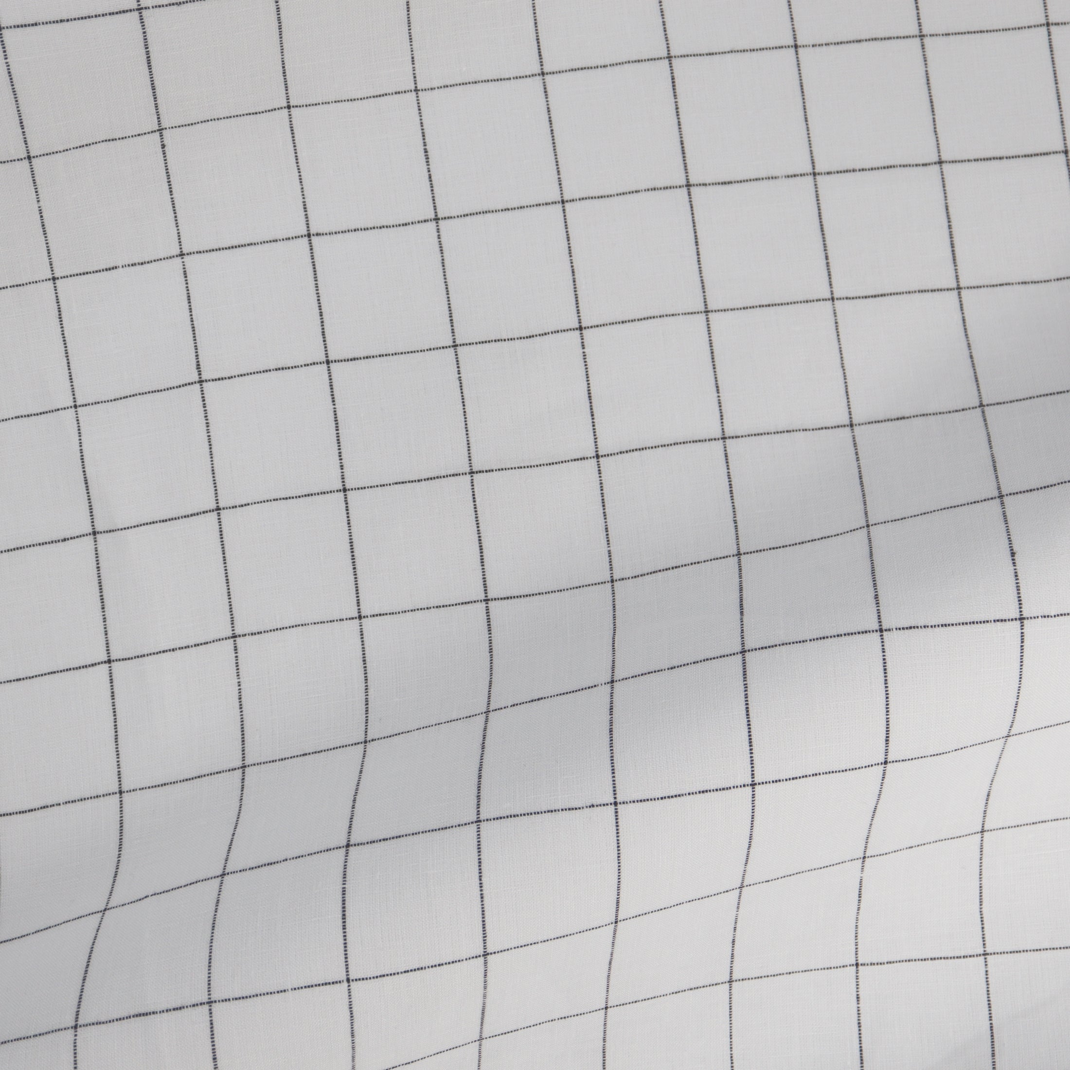  (04 - White/Black)
