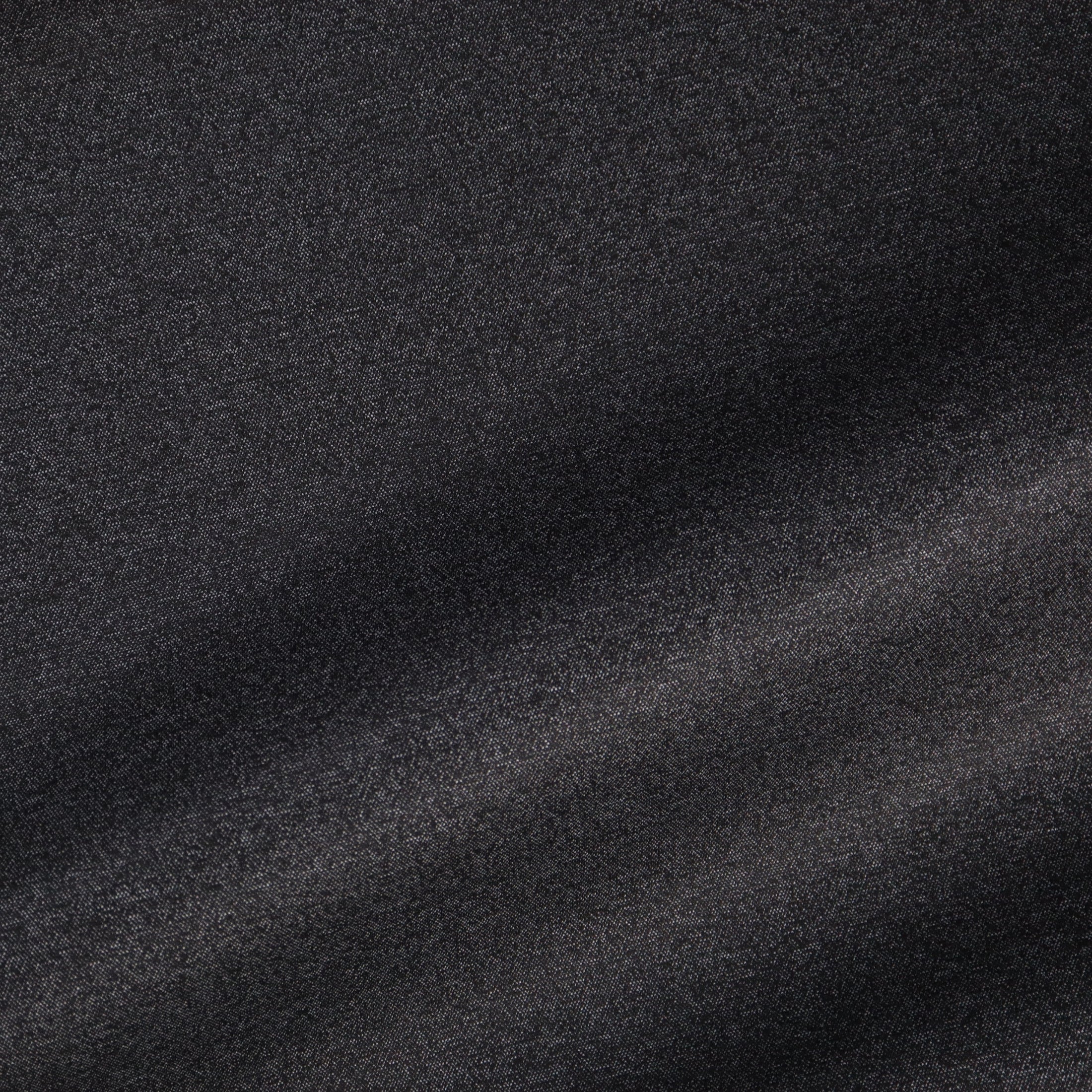  (01 - Crossdye Black)