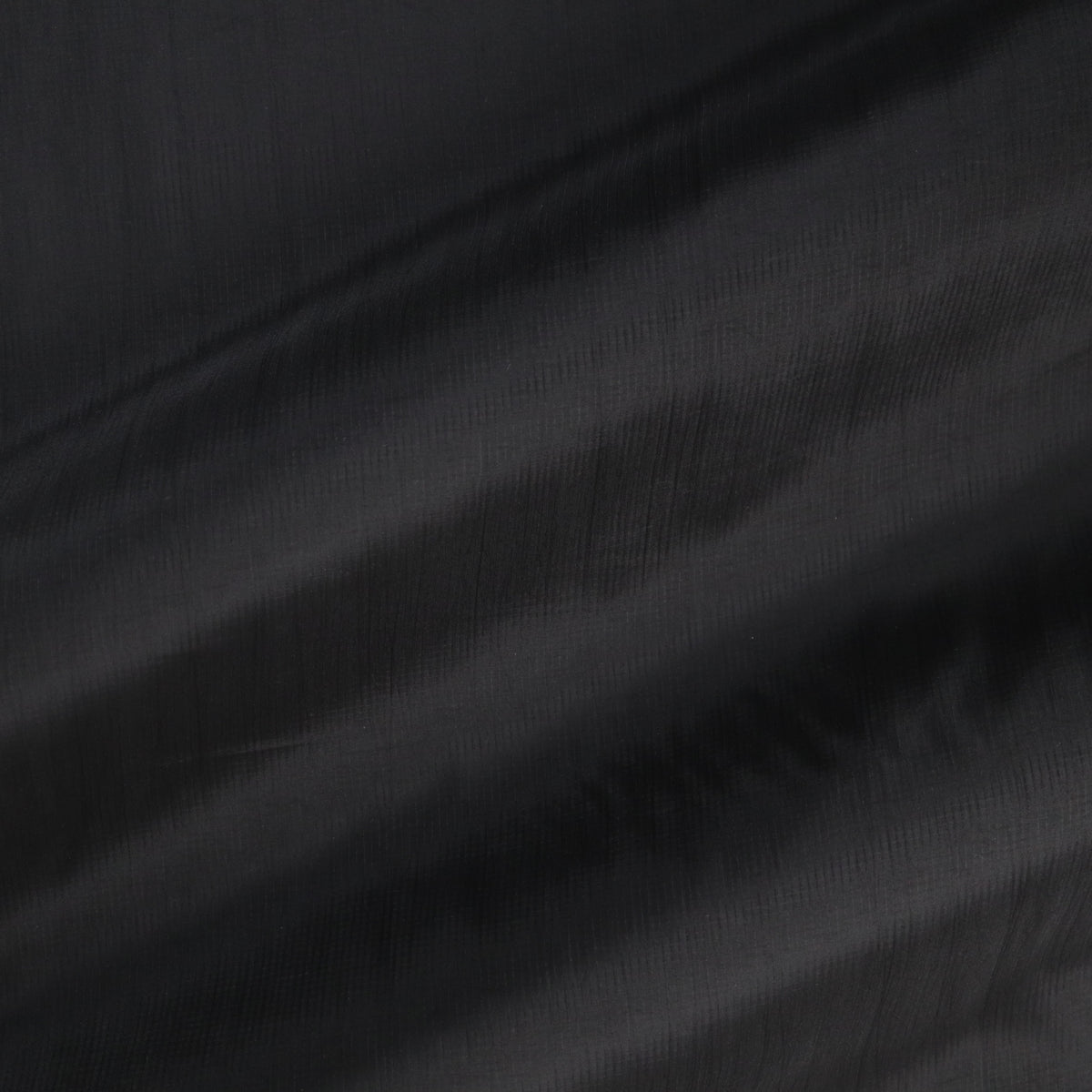 (Black)