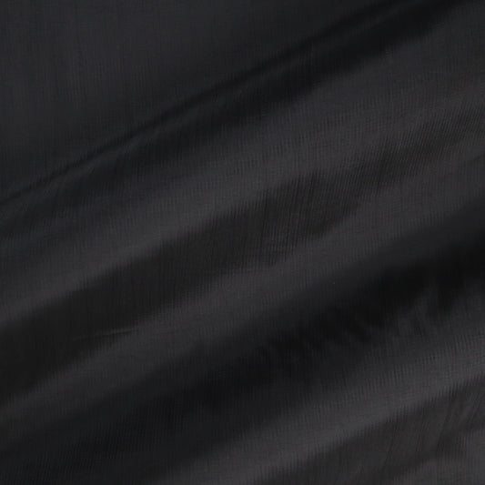 (Black)