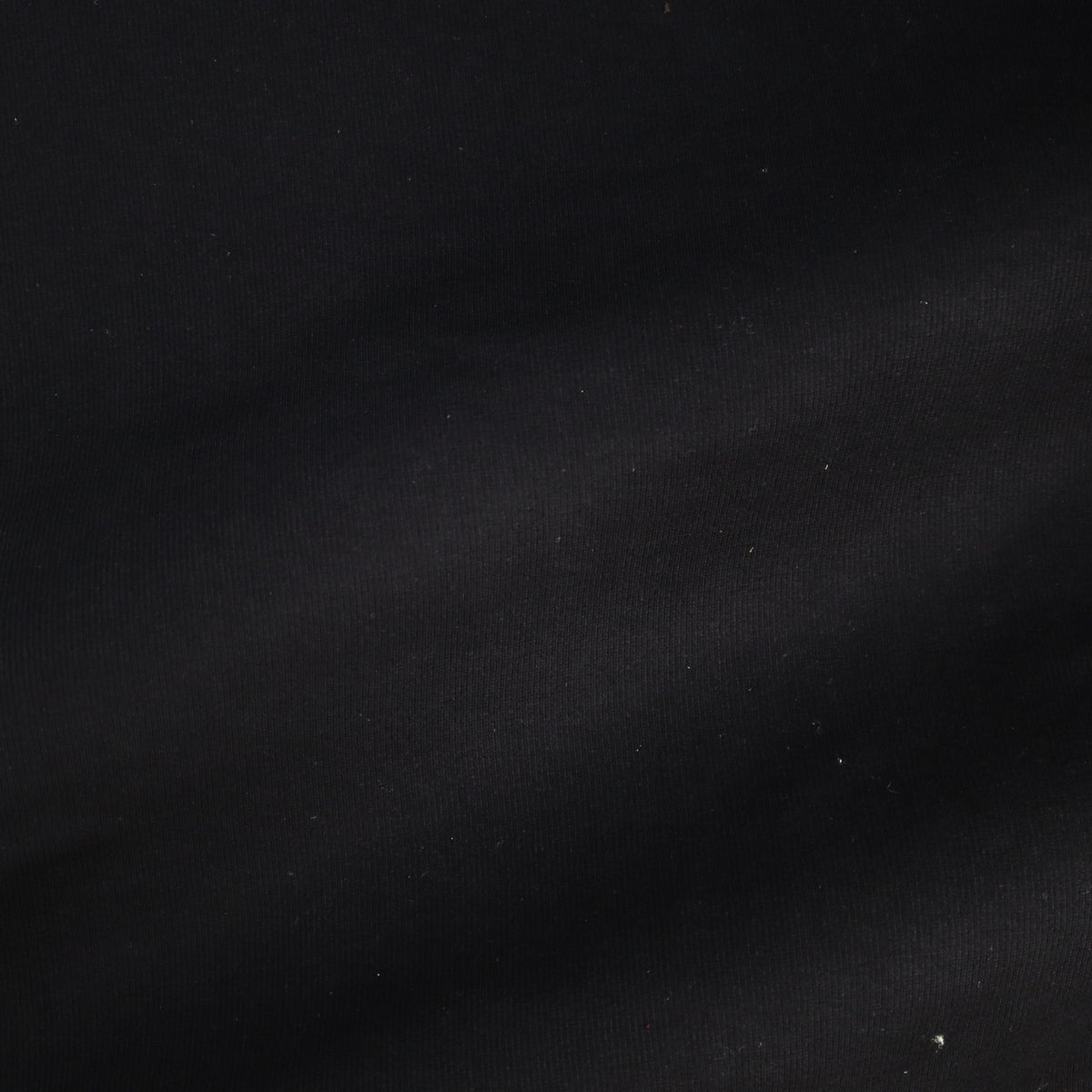 (Black)