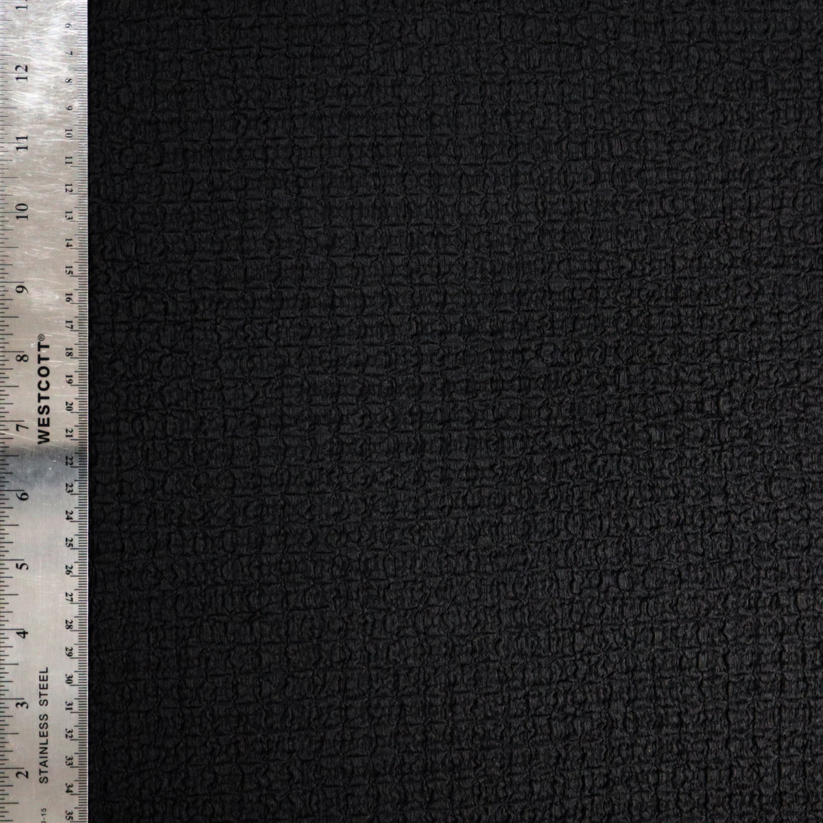 (Black)