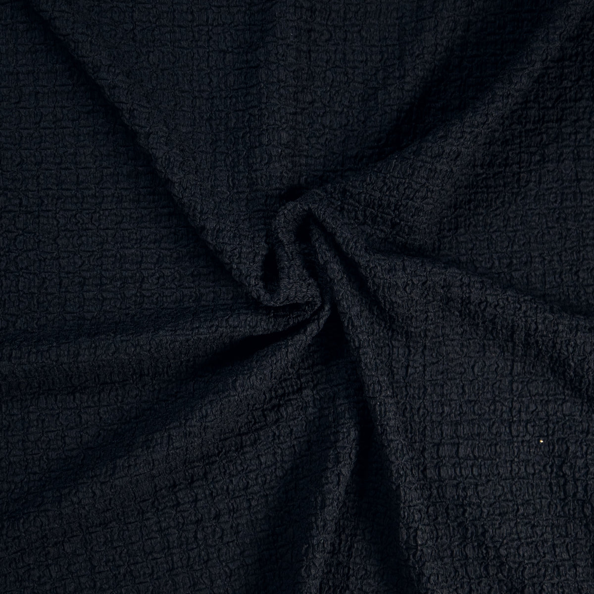 (Black)