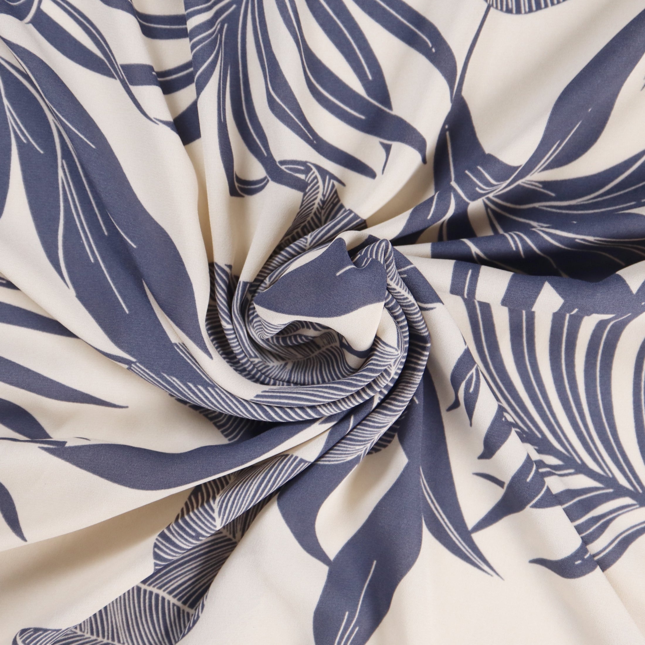 (Tropical Leaf/ Vanilla/Dusty blue)