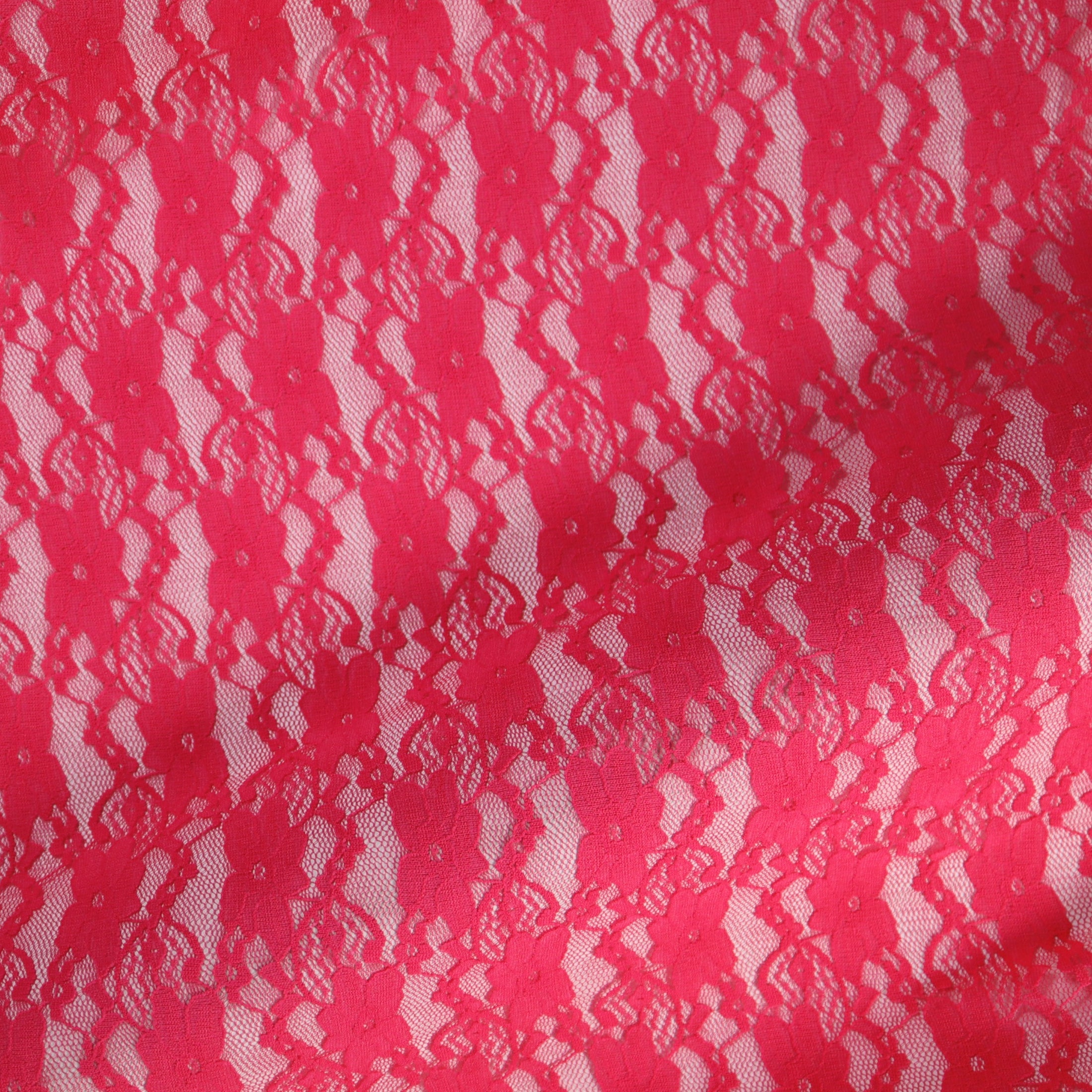 (Red)